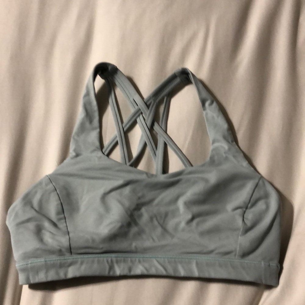 Lululemon Free To Be Serene Bra size 4